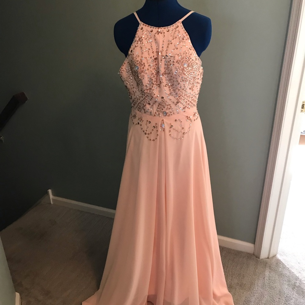 Peach gown size 6